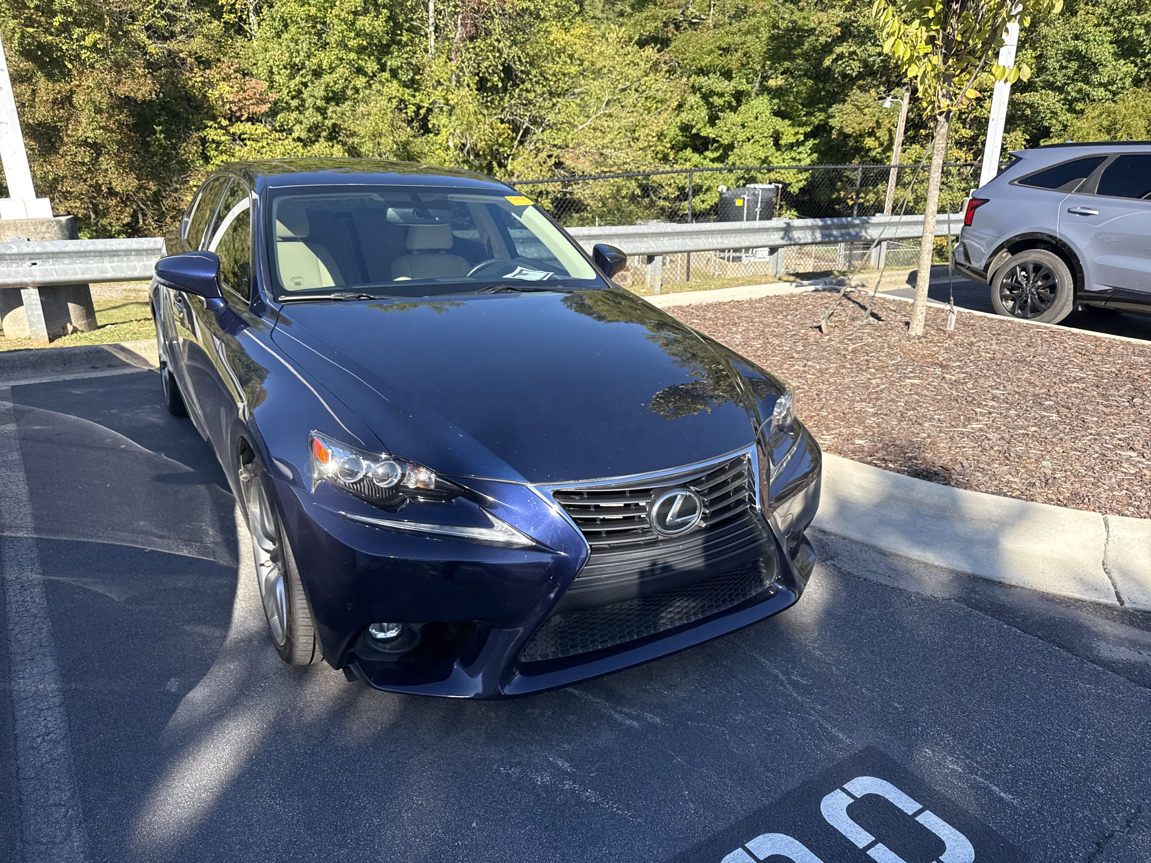 Used 2015 Lexus IS 350 w/ Navigation System Package RWD image 3