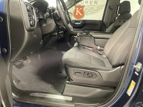Used 2021 Chevrolet Silverado 1500 RST image 11