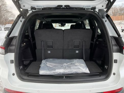 New 2025 Jeep Grand Cherokee L Altitude image 34