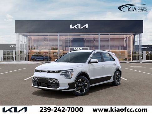 New 2026 Kia Niro Wind FWD image 1