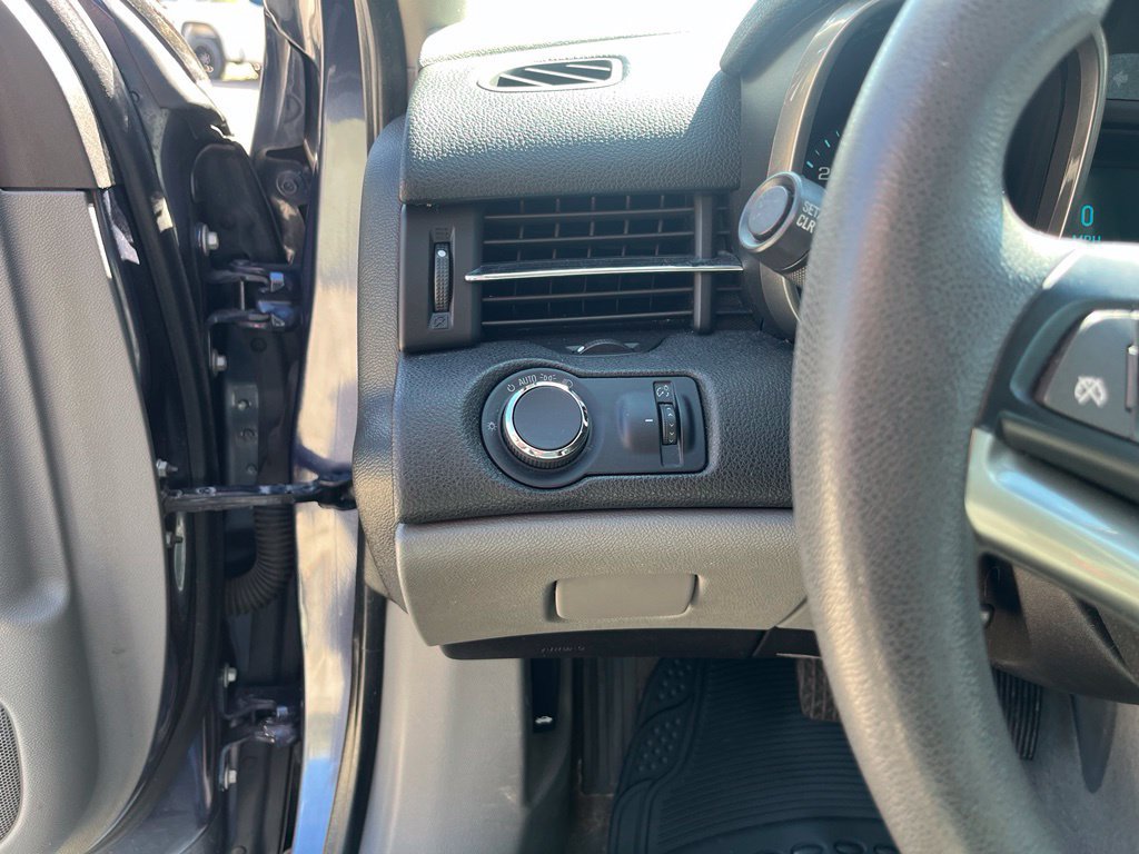 Used 2013 Chevrolet Malibu LS w/ Protection Package FWD image 23