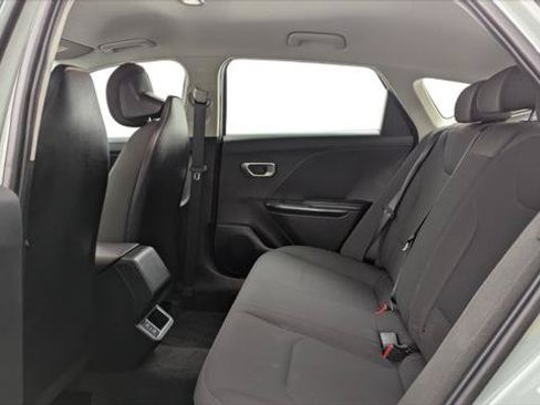 Used 2026 Kia K4 FWD image 17