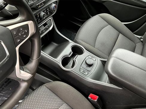 Certified 2023 GMC Terrain SLE w/ Driver Convenience Package image 16