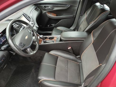 Used 2015 Chevrolet Impala LT image 10