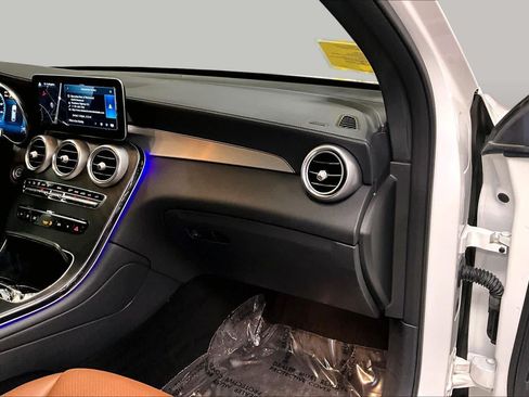 Certified 2022 Mercedes-Benz GLC 300 4MATIC Coupe image 19