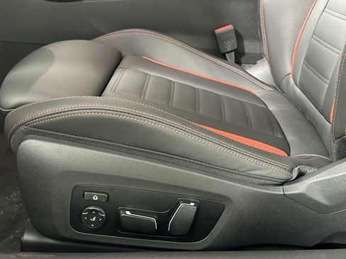 New 2026 BMW 440i xDrive Convertible w/ Premium Package image 12