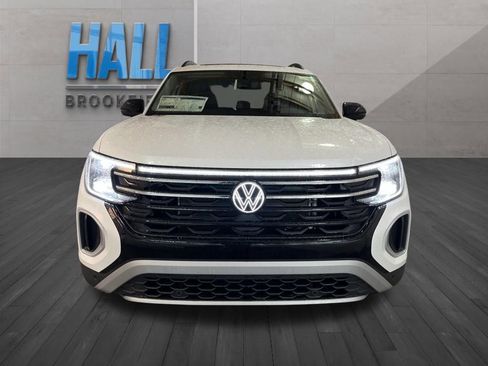 New 2026 Volkswagen Atlas Peak Edition AWD/4WD image 8