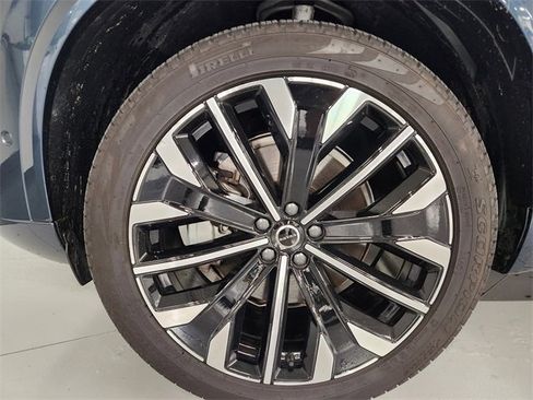 Used 2025 Volvo XC90 B5 Plus image 8