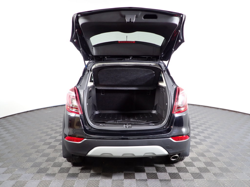Used 2022 Buick Encore Preferred w/ Safety Package AWD/4WD image 13
