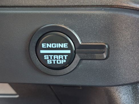 Used 2025 Ford Bronco Badlands AWD/4WD image 21