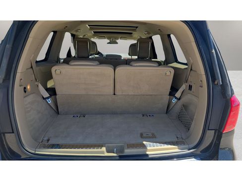 Used 2013 Mercedes-Benz GL 320 BlueTEC 4MATIC image 9
