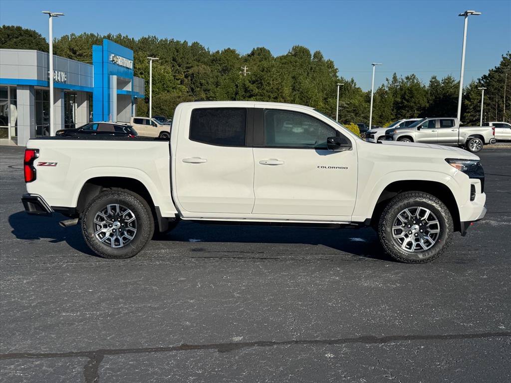 New 2026 Chevrolet Colorado Z71 w/ Technology Package AWD/4WD image 2