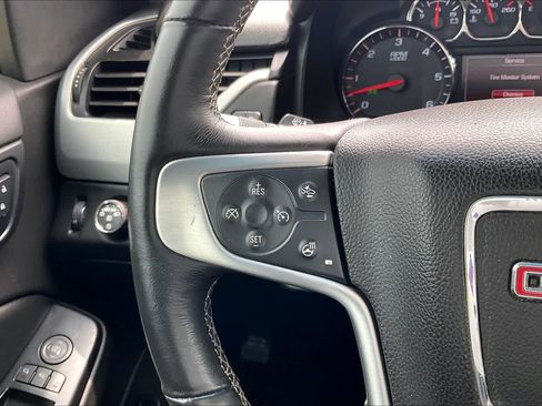 Used 2015 GMC Yukon SLT AWD/4WD image 23