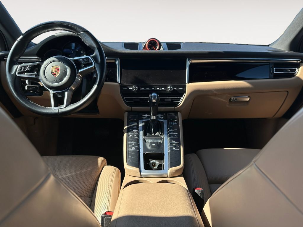 Used 2020 Porsche Macan AWD/4WD image 7