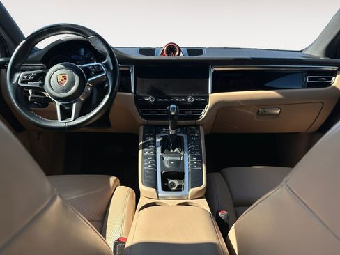 Used 2020 Porsche Macan AWD/4WD image 7
