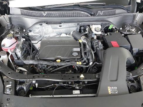 New 2026 Chevrolet Trax LT w/ Driver Confidence Package FWD image 30