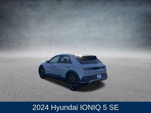 Used 2024 Hyundai Ioniq 5 SE image 3