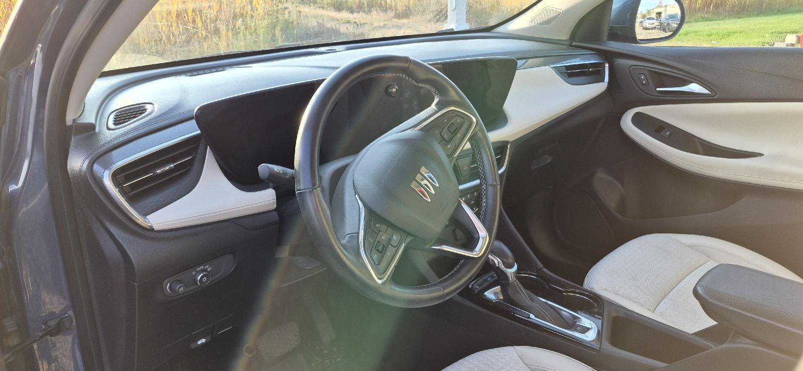 Used 2024 Buick Encore GX Preferred w/ Comfort Package FWD image 7