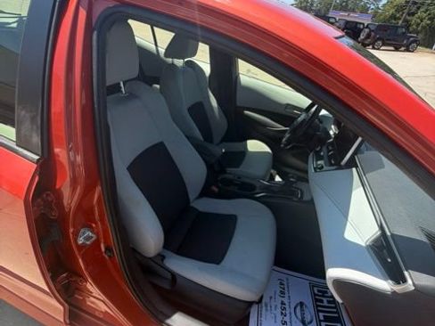 Used 2023 Toyota Corolla SE FWD image 17