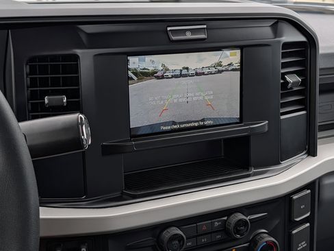 New 2026 Ford F250 XL w/ XL Off-Road Package image 23