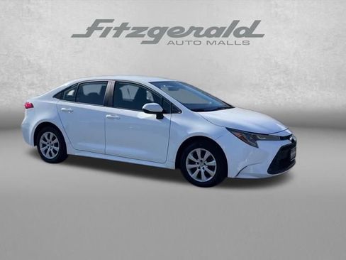 Used 2022 Toyota Corolla LE image 43