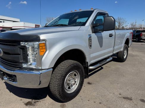 Used 2017 Ford F250 XL w/ XL Value Package image 9