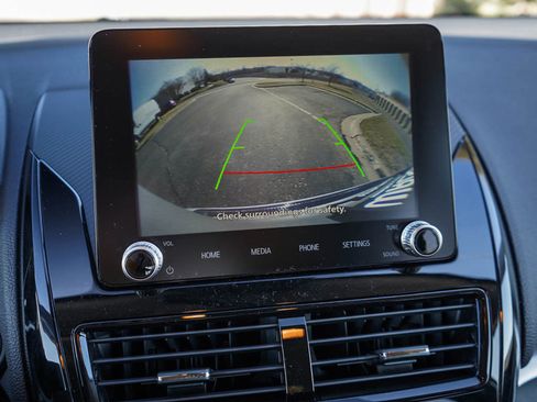 New 2025 Mitsubishi Eclipse Cross LE image 25