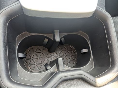 Used 2024 Toyota RAV4 LE image 19