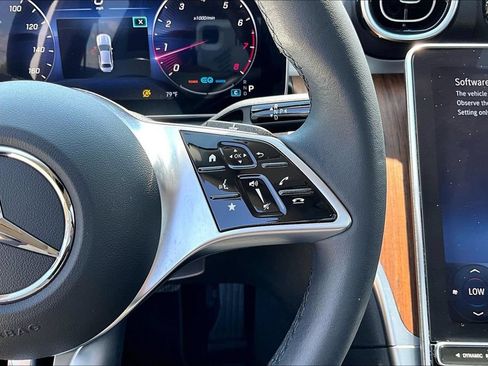 Used 2022 Mercedes-Benz C 300 Sedan image 19