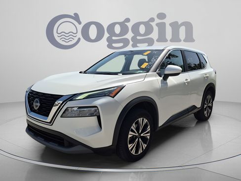 Used 2023 Nissan Rogue SV AWD/4WD image 2