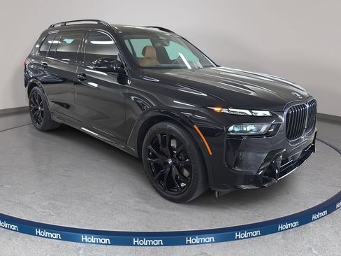 Used 2026 BMW X7 xDrive40i w/ M Sport Package AWD/4WD image 4