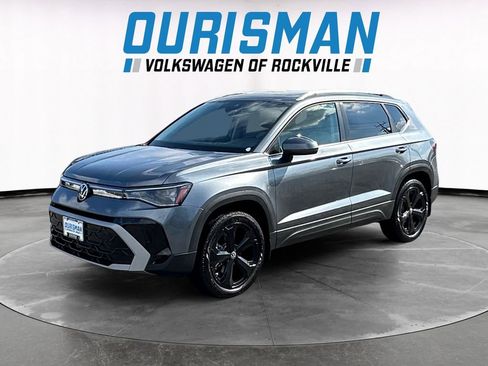 Used 2025 Volkswagen Taos SEL w/ Black Wheel Plus Package image 2