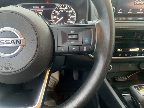 Certified 2021 Nissan Rogue SV image 20