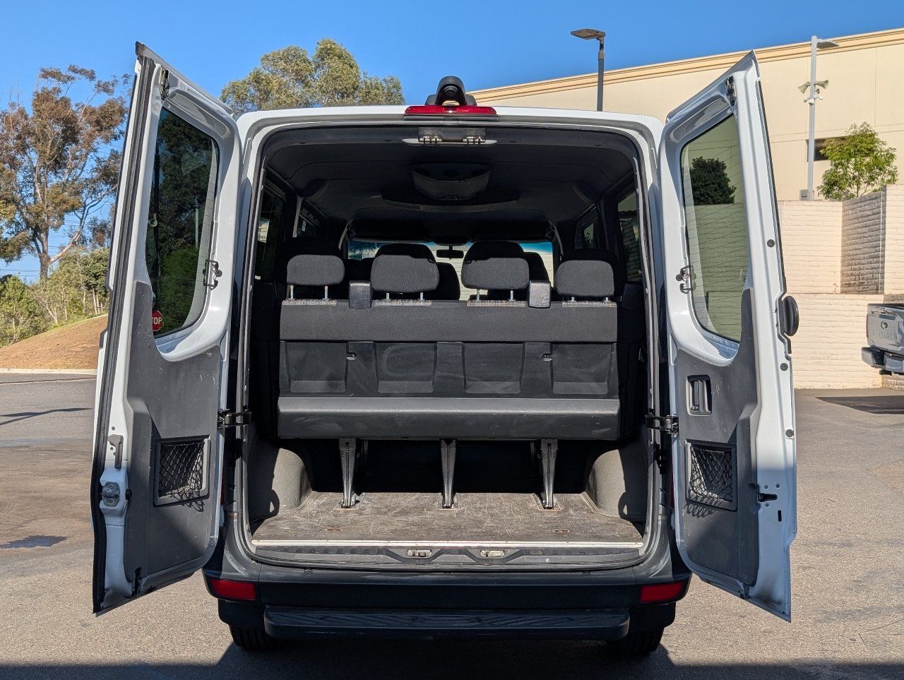 Used 2016 Mercedes-Benz Sprinter 2500 image 8