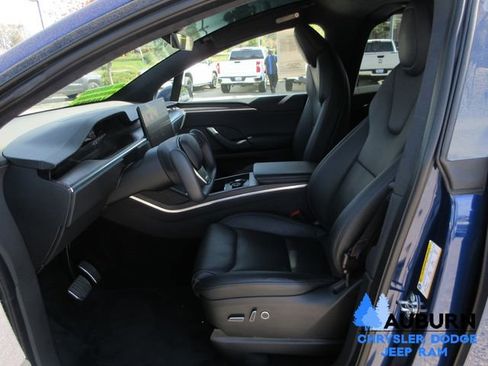 Used 2022 Tesla Model X Base image 10