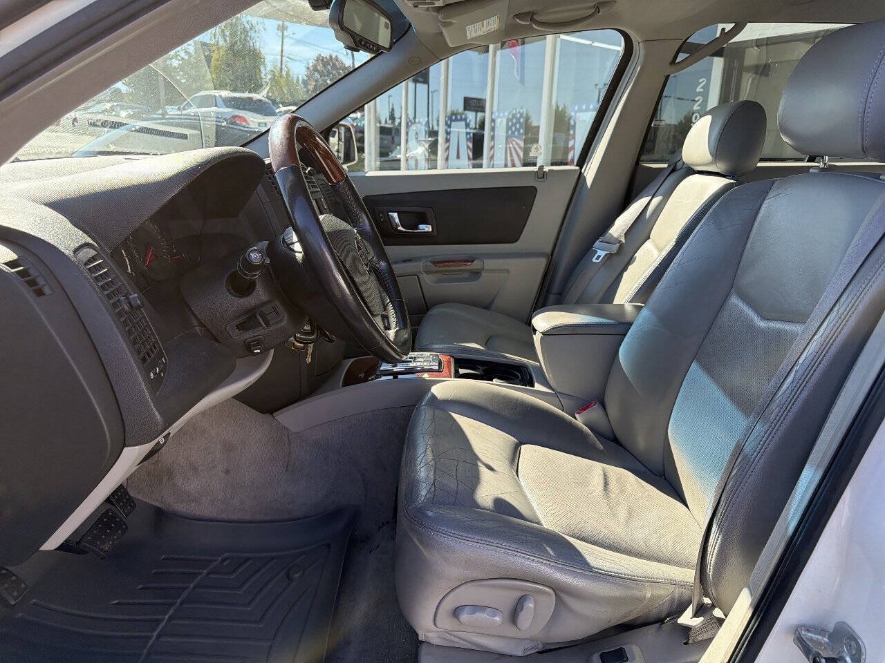 Used 2004 Cadillac SRX V8 AWD/4WD image 5