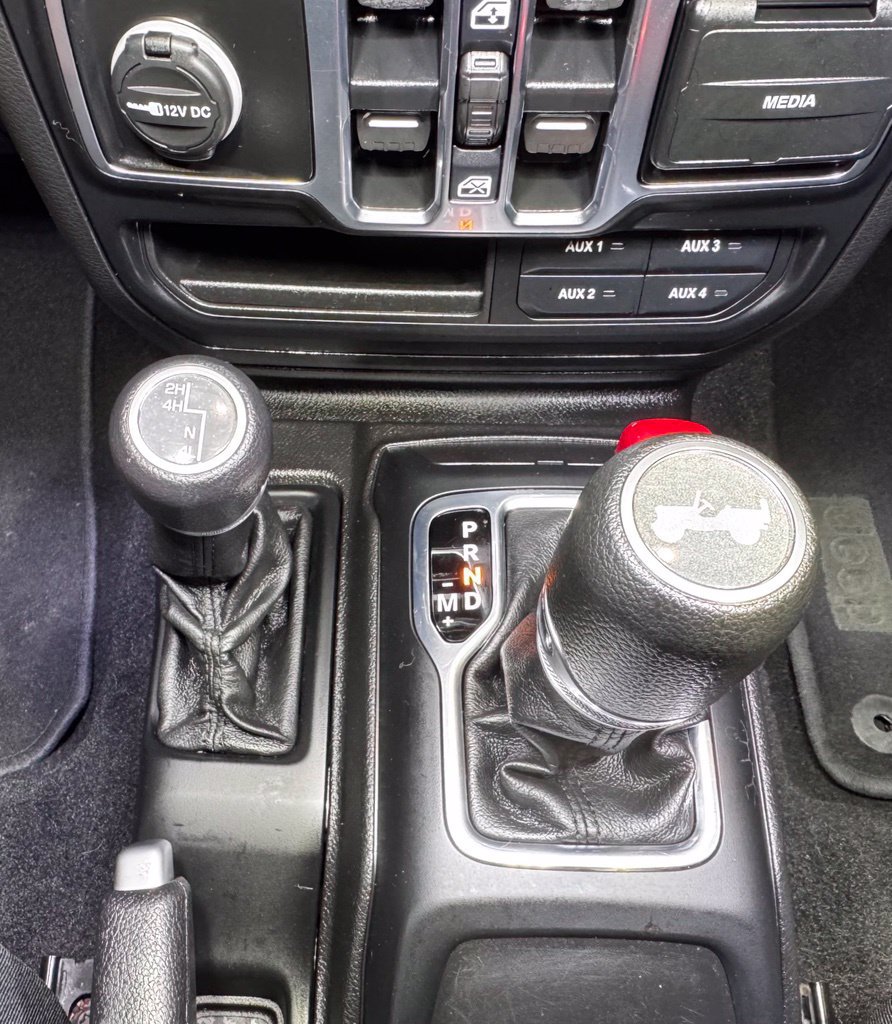 Used 2021 Jeep Wrangler Unlimited Sport AWD/4WD image 31