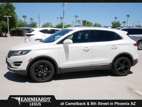 Used 2015 Lincoln MKC AWD image 1