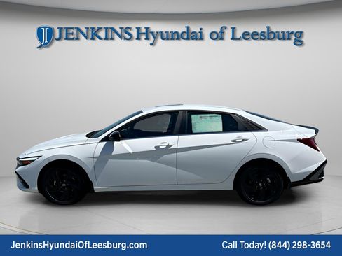 New 2026 Hyundai Elantra SEL Sport Premium FWD image 11