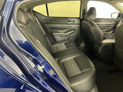 Used 2023 Nissan Altima 2.5 SR image 30