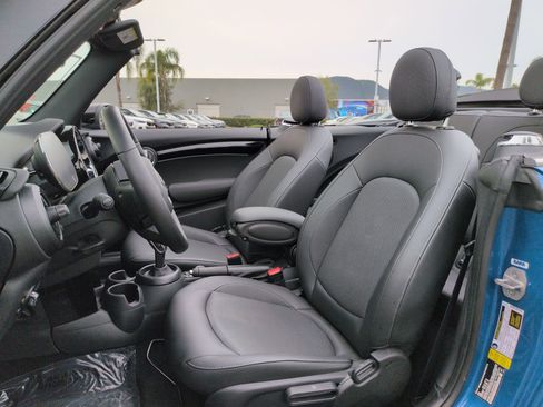 Used 2024 MINI Cooper Convertible image 16