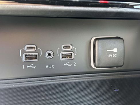 New 2025 Jeep Grand Cherokee Altitude image 20