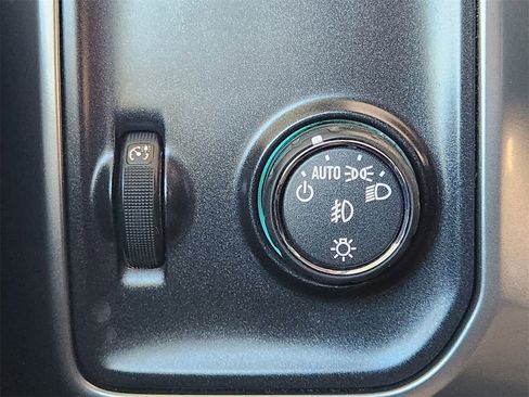 Used 2016 Chevrolet Silverado 1500 LT w/ Texas Edition image 21