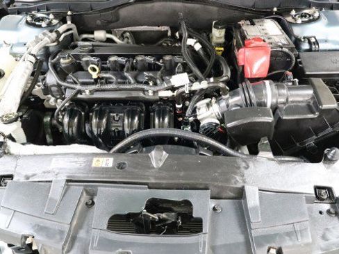 Used 2011 Ford Fusion SE image 17