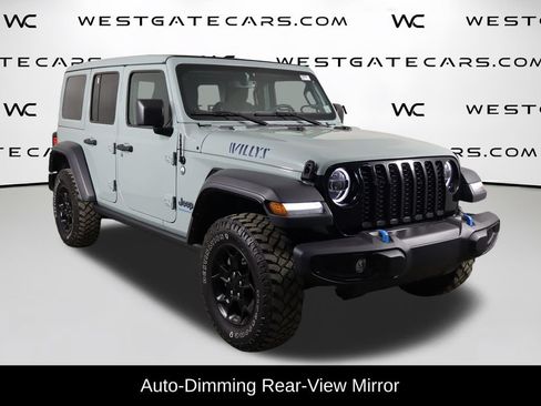 Used 2023 Jeep Wrangler Unlimited w/ Sun & Screen Package AWD/4WD image 43