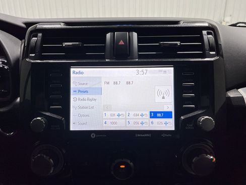 Used 2021 Toyota 4Runner TRD Off-Road Premium image 11