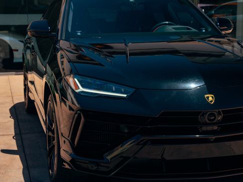 Used 2024 Lamborghini Urus S AWD/4WD image 10