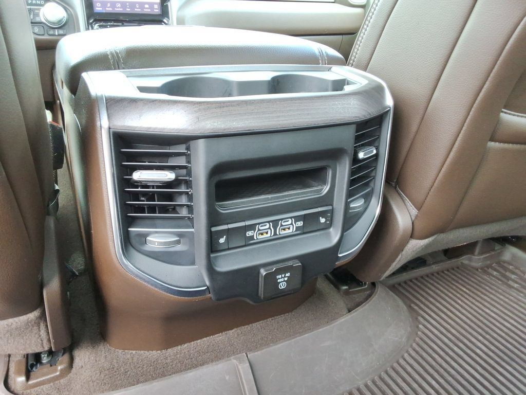 Used 2025 RAM 1500 Laramie w/ Off Road Group AWD/4WD image 21