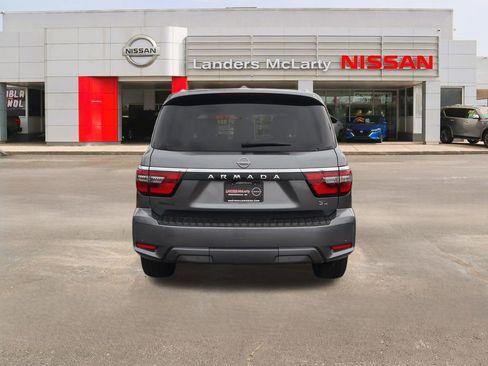 Used 2024 Nissan Armada SL image 4