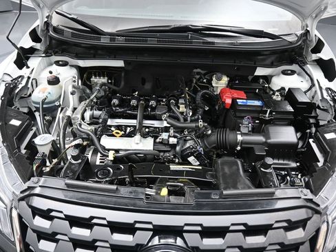 Used 2022 Nissan Kicks SR image 45